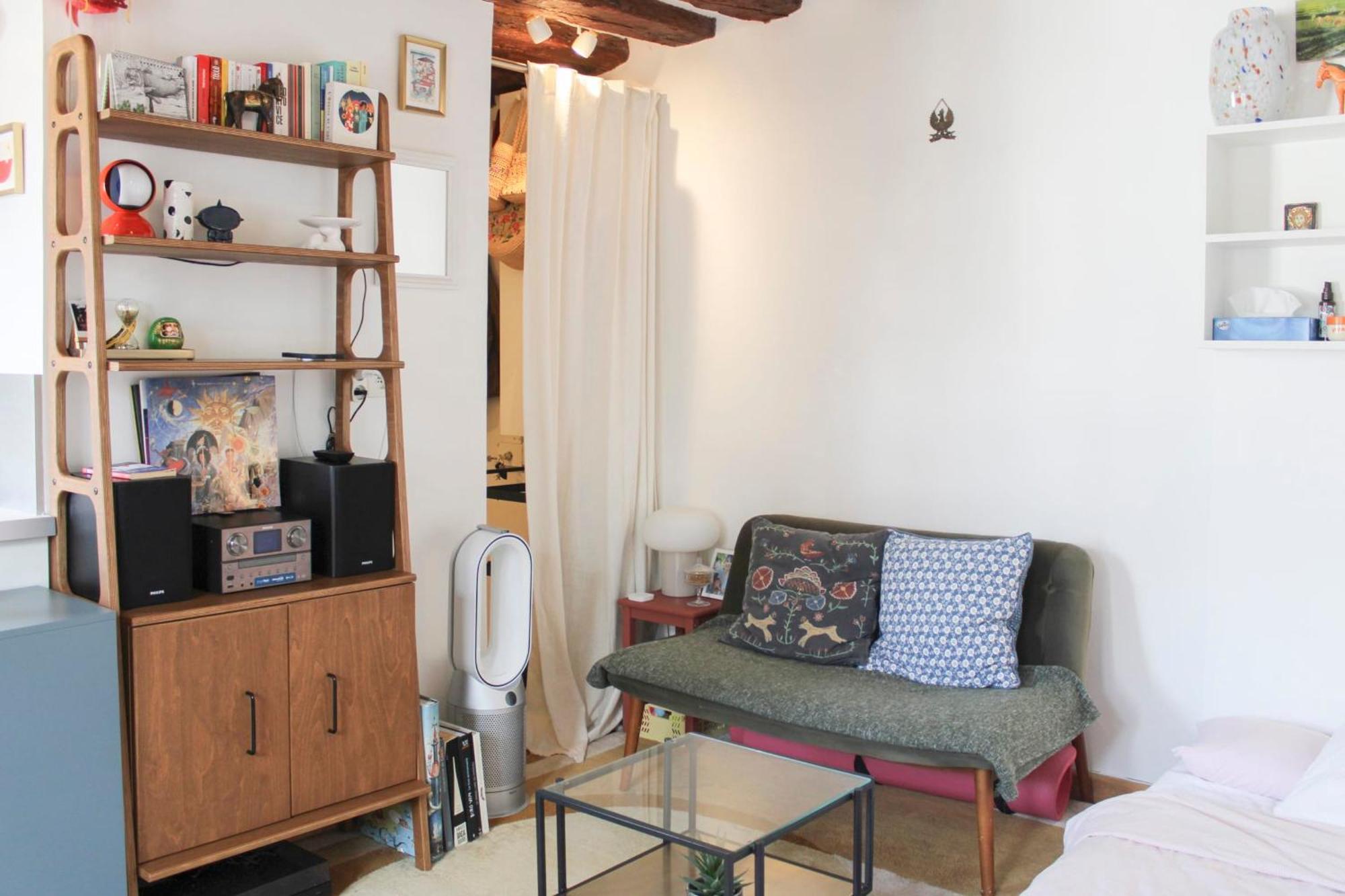 Bright And Quiet 25 M Parijs